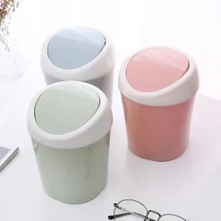 3 Mini Soptunnor i Plast, Liten Skrivbordssoptunna med Roterande Lock, för Hem, Kontor, Kök, Toalettbord, Sovrum, Badrum (Blå+Grön+Rosa)