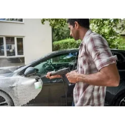 Bosch högtryckstvätt - UniversalAquatak 135 (1900 W, 135 Bar, max flöde 410 l/h, 2 munstycken) Grönt och svart
