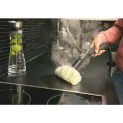 Dampstädare med strykjärn Karcher SC 4 EasyFix Iron - Tryck 3.5 bar - Ångflöde 40 g/min - Strykjärn ingår Vit